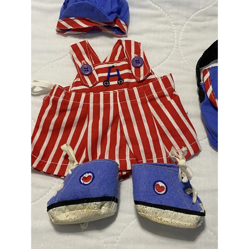 Muffy VanderBear  Hoppy The Messanger Of Love -  Valentine Outfit